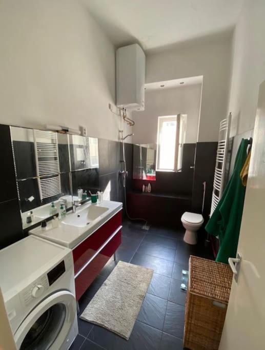 Apartamento Wonderful Flat Near Ku'damm Berlim